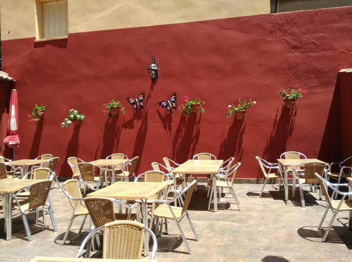 Hostal Restaurante Morote Cano Lezuza Exterior foto